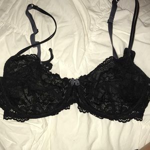 Black Lace Underwire Bra